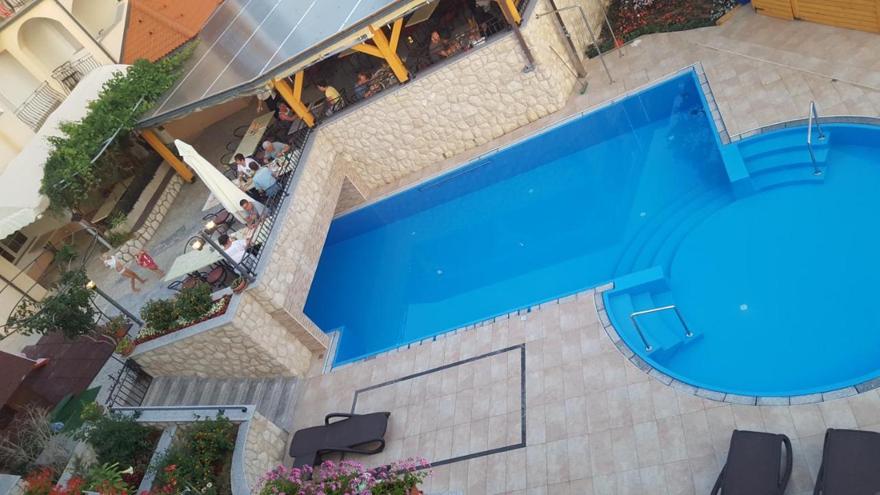 Pansion Dragica Apartment Rab Town Exterior photo