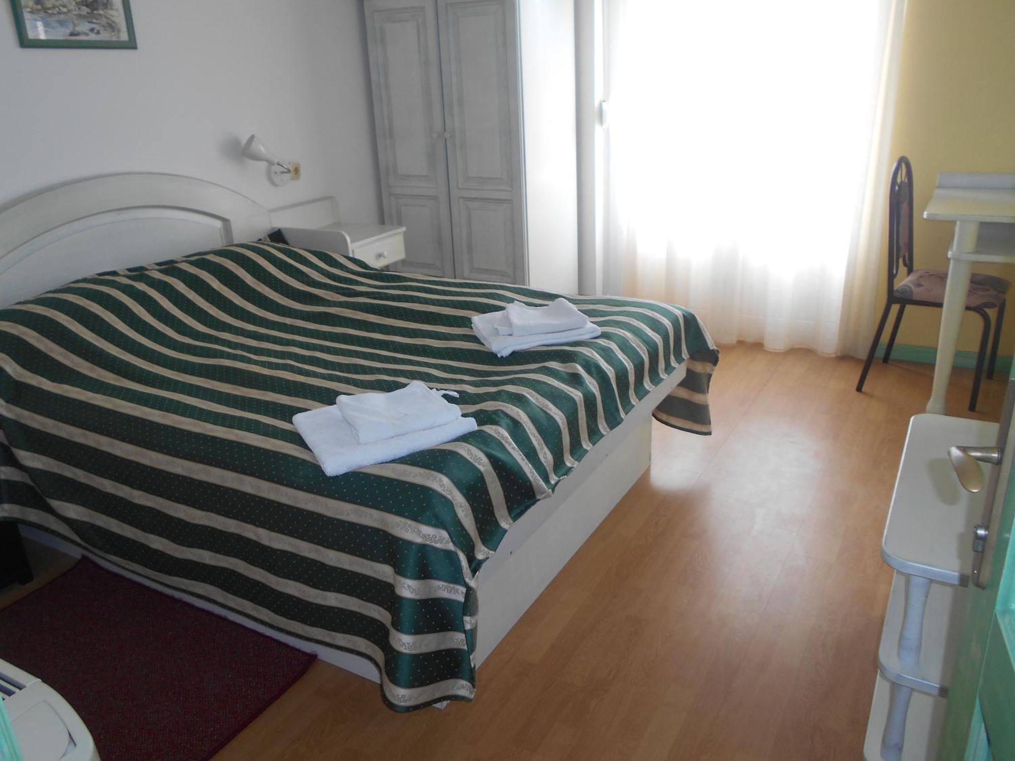 Pansion Dragica Apartment Rab Town Exterior photo